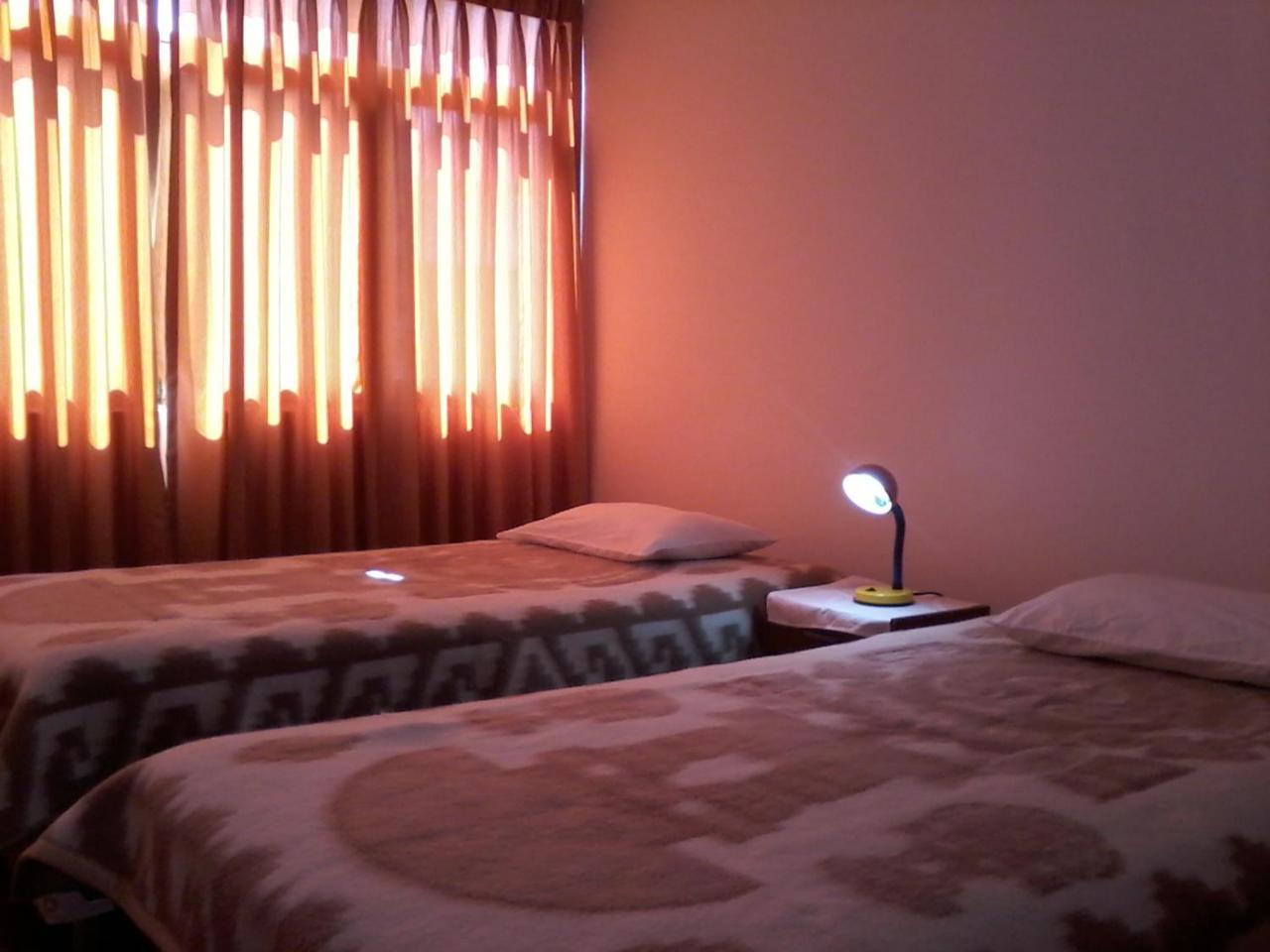 Royal Sweet Dreams Airport B&B Лима Экстерьер фото