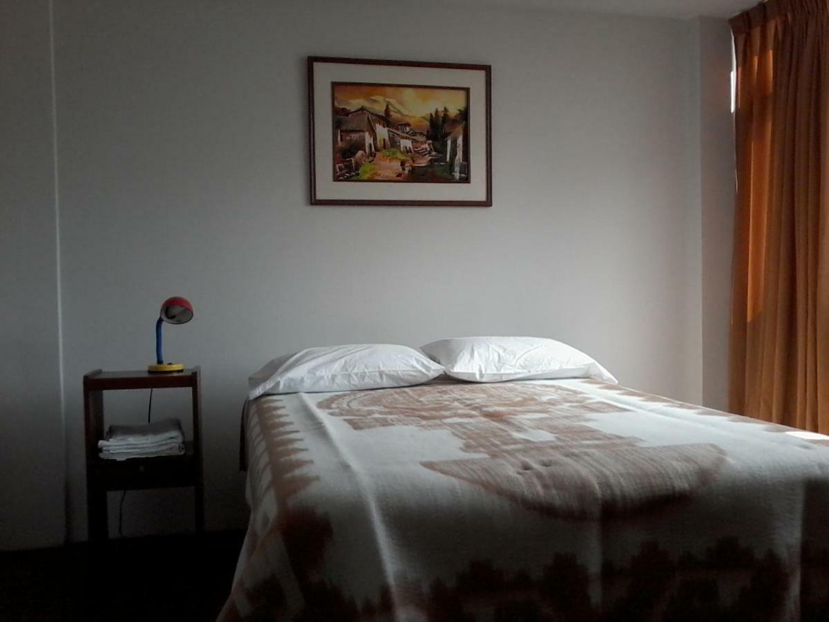 Royal Sweet Dreams Airport B&B Лима Экстерьер фото
